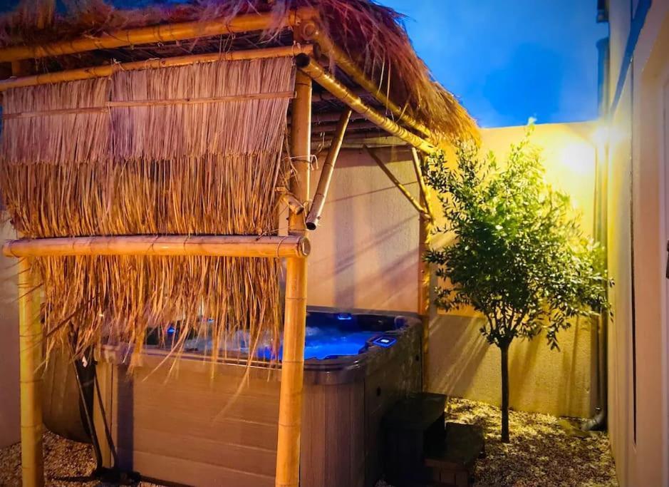 Вилла L'Etincelle Saint-Martin-des-Entrees Экстерьер фото