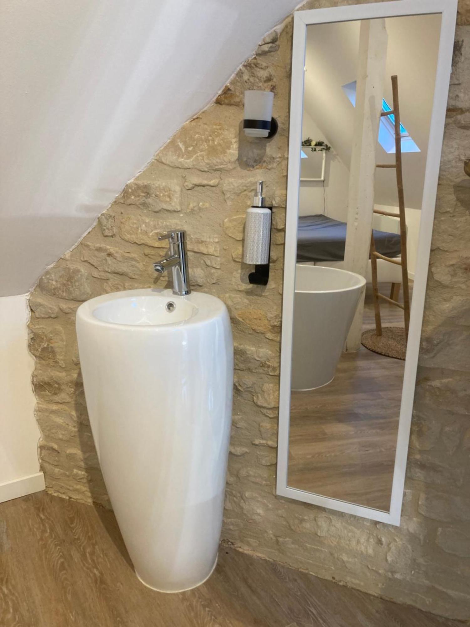 Вилла L'Etincelle Saint-Martin-des-Entrees Экстерьер фото